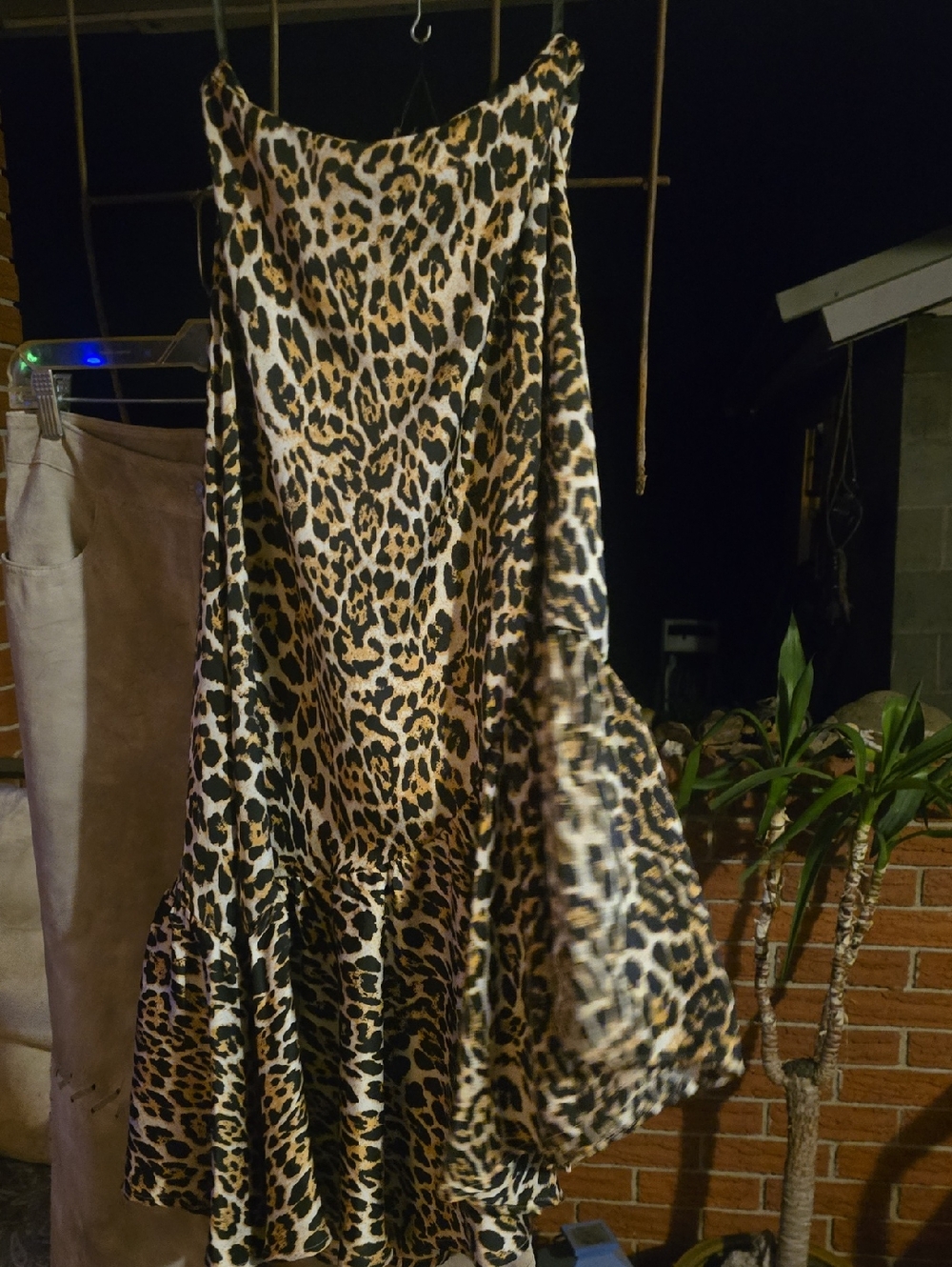 Vintage animal print skirt size small side slit silky